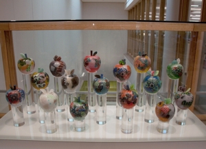 Glass Apples